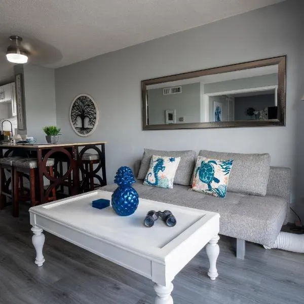 2 bedroom Waikiki Condo Sleeps 6 Free Parking, ξενοδοχείο στη Χονολουλού