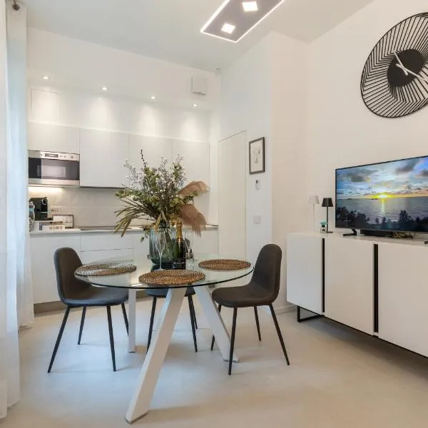 Palazzo Cavour, 34 - Luxury Suite Decumano, hotel v destinaci Pavia