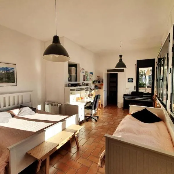 Tranquilidad cerca de Barcelona, hotel v destinaci Molins de Rei