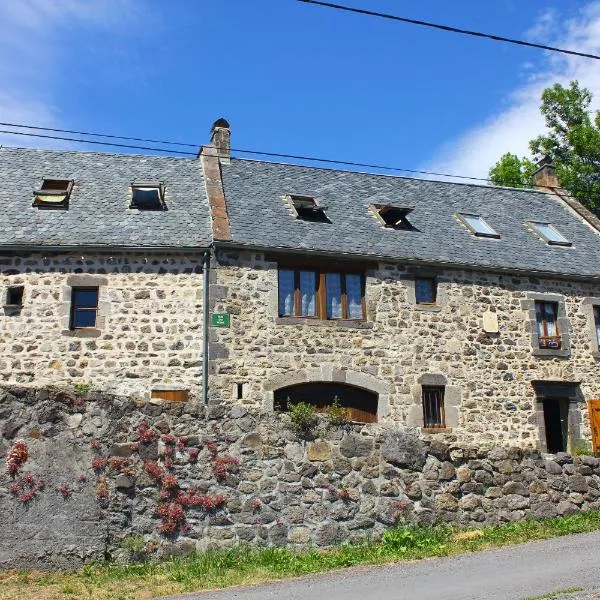 Maison de Varennes – hotel w mieście Chambon-sur-Lac