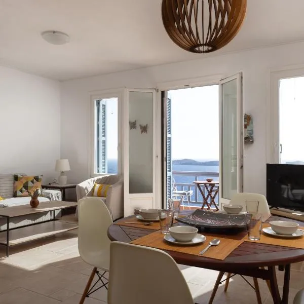 Sea & Sunset Balcony -Island House by Hostandros, מלון בבאטסי