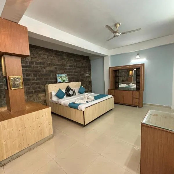 Master room pvt garden by The North Edge, hotel v destinaci Kasauli