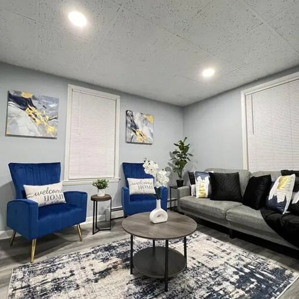 Criscaris Homes, hotel di New Britain