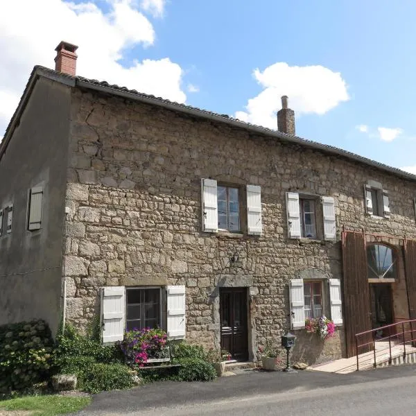 La Grange Fleurie, hotel in Saint-Léger-sous-la-Bussière