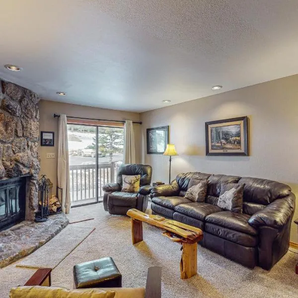 Whispering Pines, hotel no Durango Mountain Resort