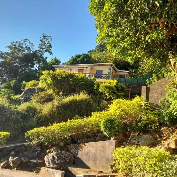 Grand Bay Dominica Sunrise Guesthouse, hotel v destinaci Tête Morne