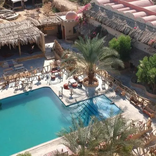 Aghurmi Siwa Ecolodge & Salt Cave, hotel in Siwa