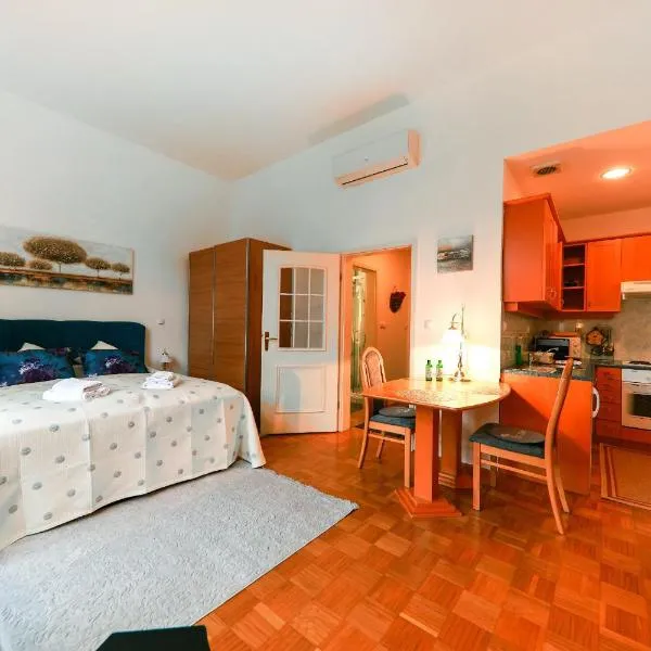 Vila Golf Apartma 22, hotel v destinaci Rogaška Slatina