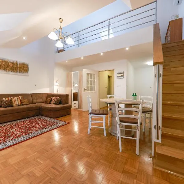 Vila Golf Apartma 32, hotel v destinaci Rogaška Slatina