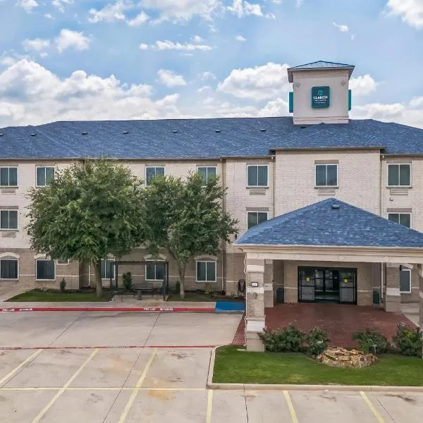 Clarion Inn & Suites Weatherford South, hotel v destinaci Weatherford