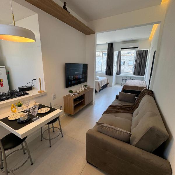 Próximo ao Copacabana Palace Areia e Mar - CM13-1204