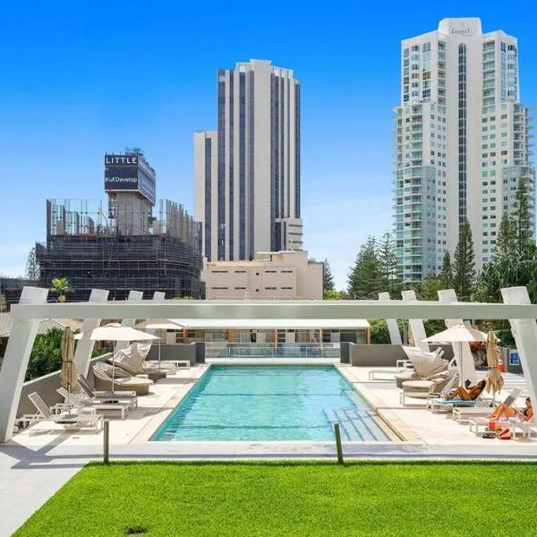Prime Broadbeach Location wPool Free Onsite Parking, hotel v destinaci Gold Coast
