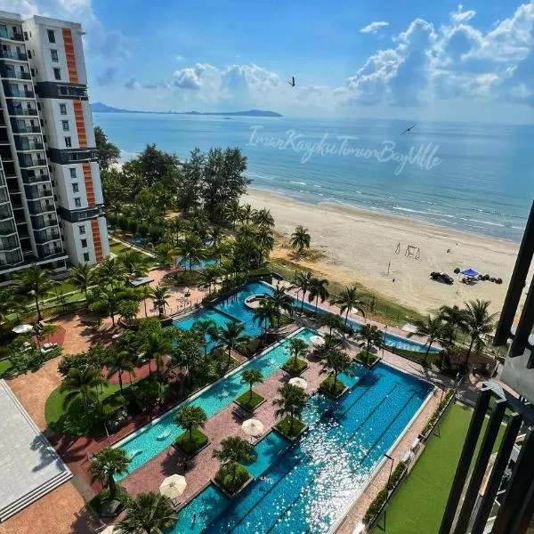 Sea View & Pool View & WiFi & Netflix at Iman Kazoku TimurBay Ville Studio 2BDR, hotel v destinaci Kuantan