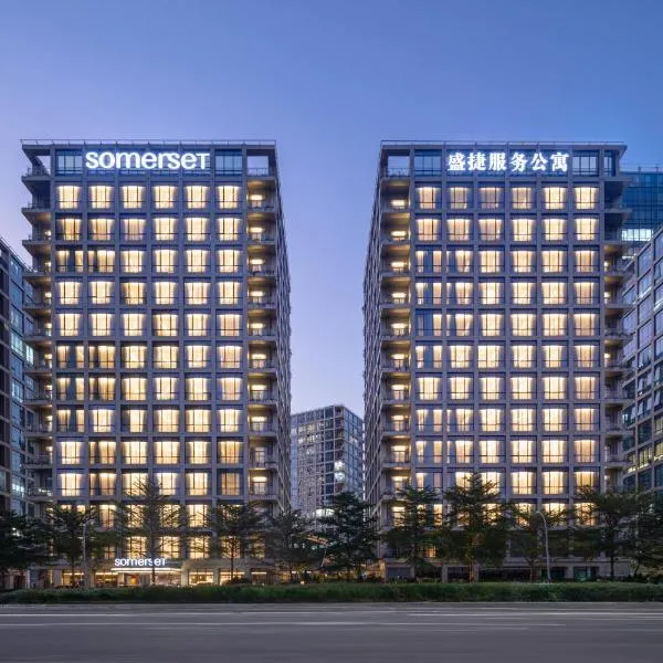 Somerset QPlex Shenzhen, hotel i Shenzhen