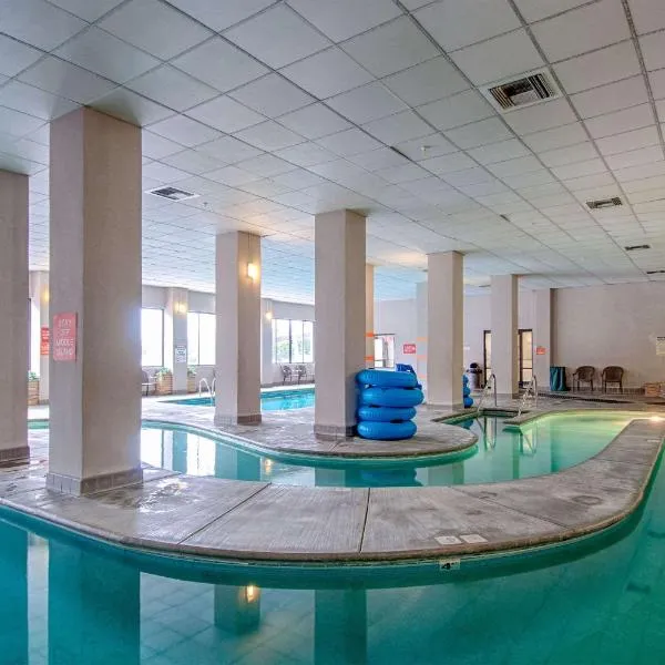 Park Tower Inn、ピジョン・フォージのホテル