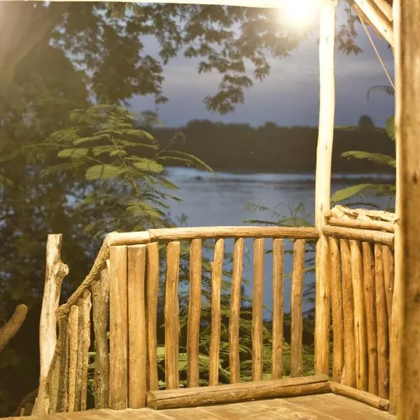 Baker & Sons Safari Company, hotel in Kwangwazi