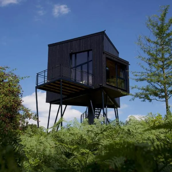 Treeangle - K1 Baumhaus, hotel v destinaci Odenthal