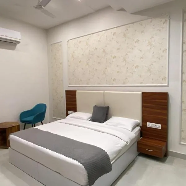 Era hotel, hotel v destinaci Ambāla