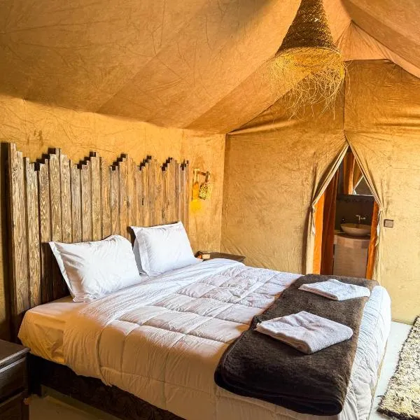 Authentic Luxury Camp, hotell sihtkohas Merzouga