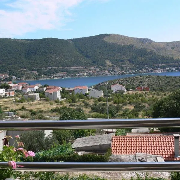 Apartments Josi, hotel v Grebaštici