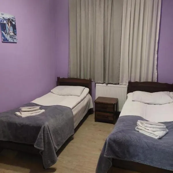 SWEETHOSTEL, מלון בטביליסי סיטי