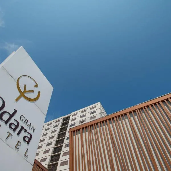 Hotel Gran Odara, מלון בקויאבה