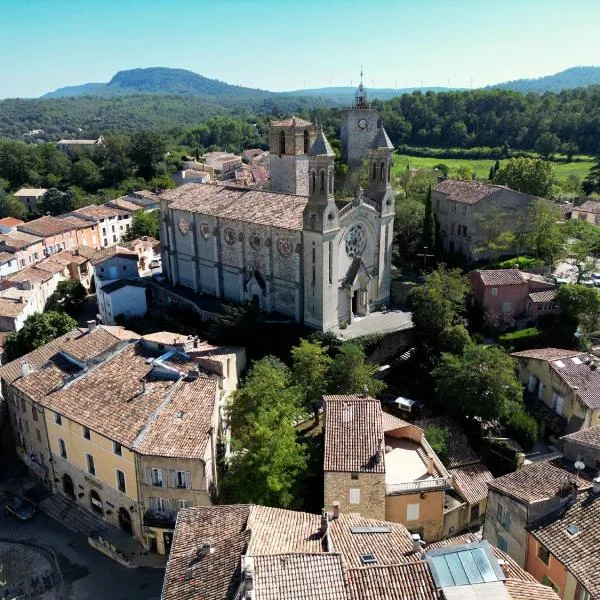 Auberge de la Fontaine, hotel v destinaci Rians