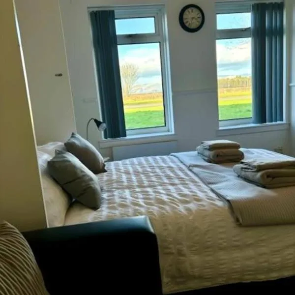 Modern apartment in Stenhousemuir โรงแรมในStenhousemuir