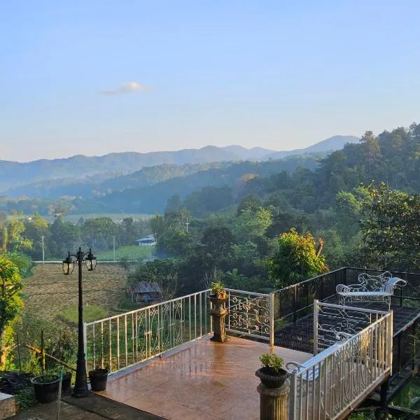 Balmy Hideout Cafe & Homestay, hotel in Ban Huai Kaeo