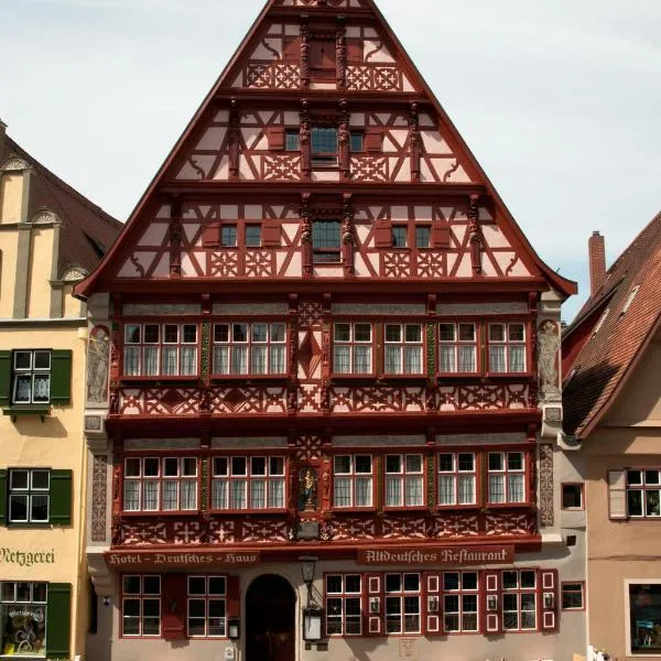 Hotel Deutsches Haus, hotel em Dinkelsbühl