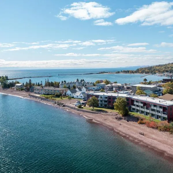 East Bay Suites, hotel in Grand Marais