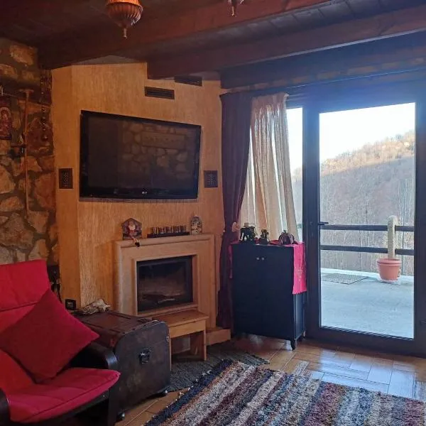 Matinas House, hotel v destinaci Nausa