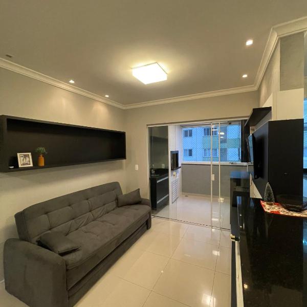 Apartamento Coqueiros - Charmoso e confortável - Foto 5