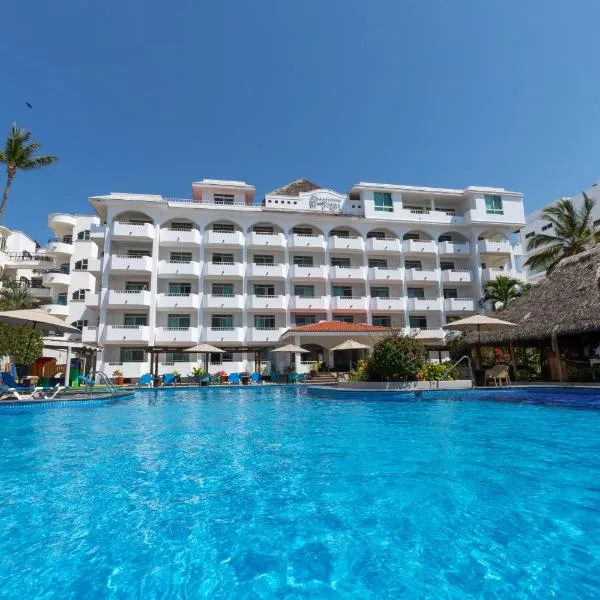 Torreblanca Beach Hotel and Suites Guayabitos - Desayuno y Comida Incluido, hotel v destinaci Rincón de Guayabitos