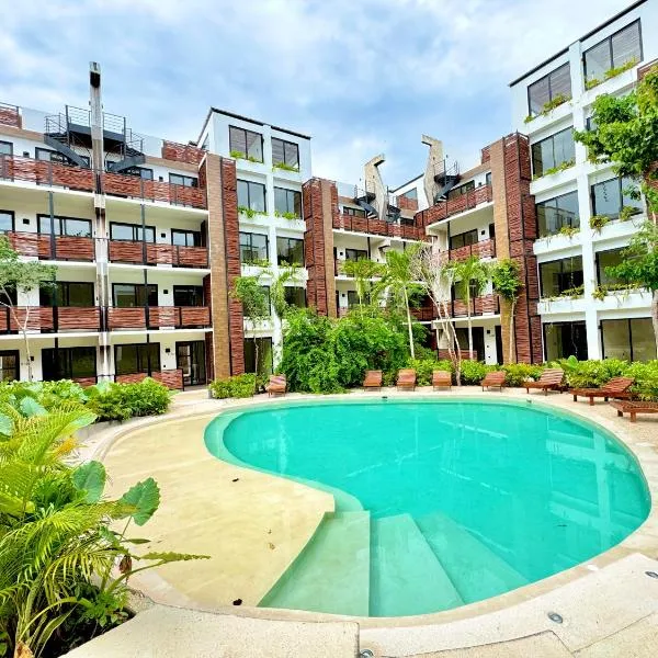 Chic 2BR Condo, Private Jacuzzi and 2 Free Bikes, khách sạn ở Tulum
