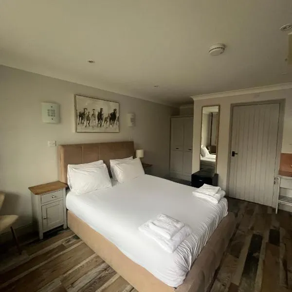 Maple, Country Chalet in Pegsdon, hotel in Hexton