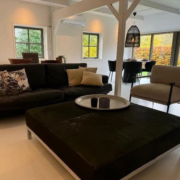 Erve Soebringe, hotel v destinácii Ansen