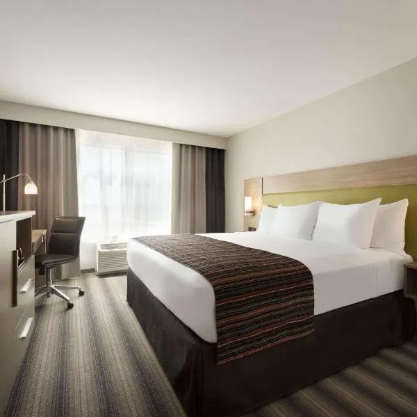 Country Inn & Suites by Radisson, Indianola, IA, hotel in Indianola