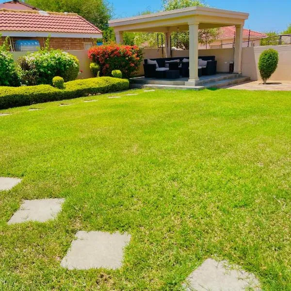 Magville Guest House, hotel in Gaborone