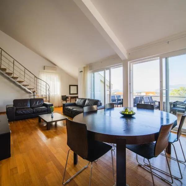 Pervanovo Apartments with Free Parking, hotel in Dubrovnik