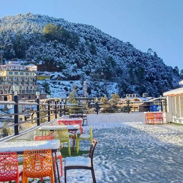 Regenta Resort MARS Valley View Shoghi, hotel u gradu 'Shimla'