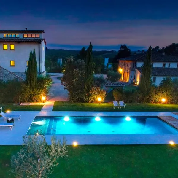 Luxury Villa in Umbria with Private Pool, hotel di Morcella