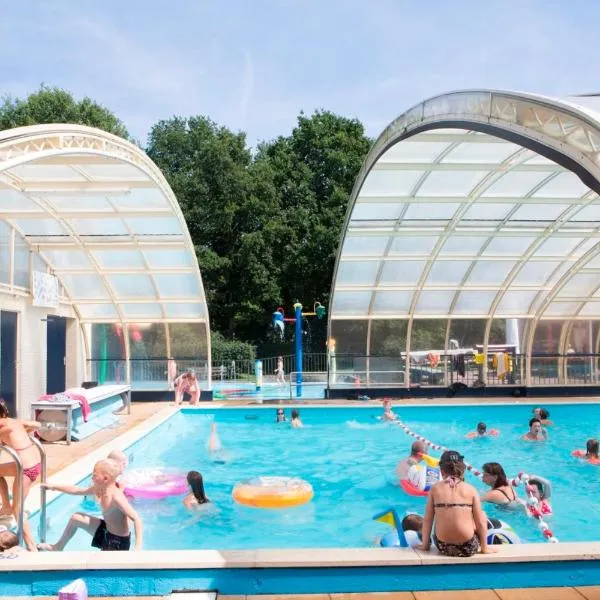 Glamping Twente, hotel v destinaci Denekamp