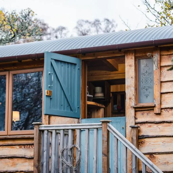 Holiday Home Shepherds Hut by Interhome, hotel a Bearnock