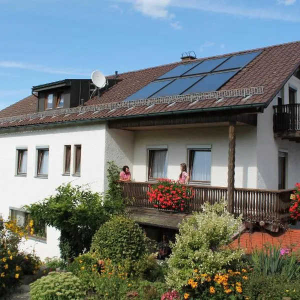Gästehaus Fidelis, hotel in Grafenwiesen