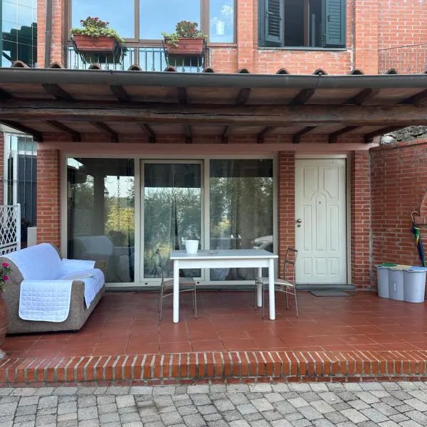 Agrihome di Alberto Giuseppe Gulotta - BELLA VISTA B&B - Chalet Marinaresco, hotel in Massarosa