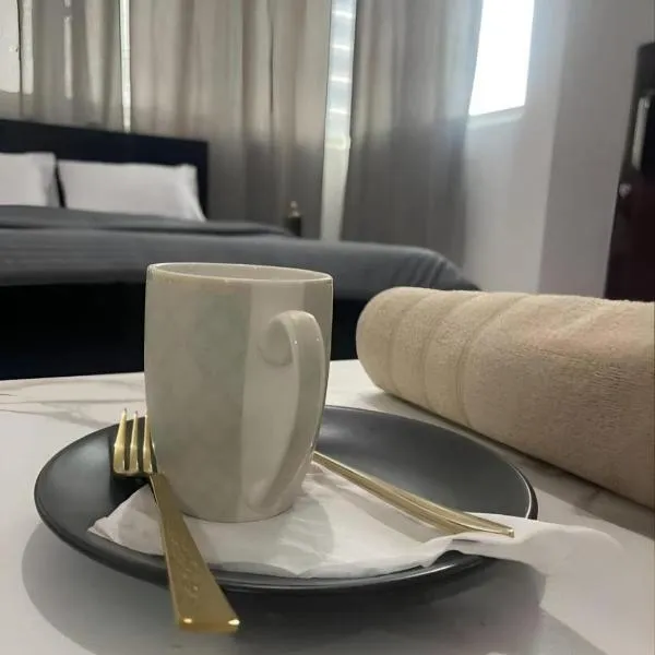 Luxury Stay Abu Dhabi, hotel v destinaci Abu Dhabi