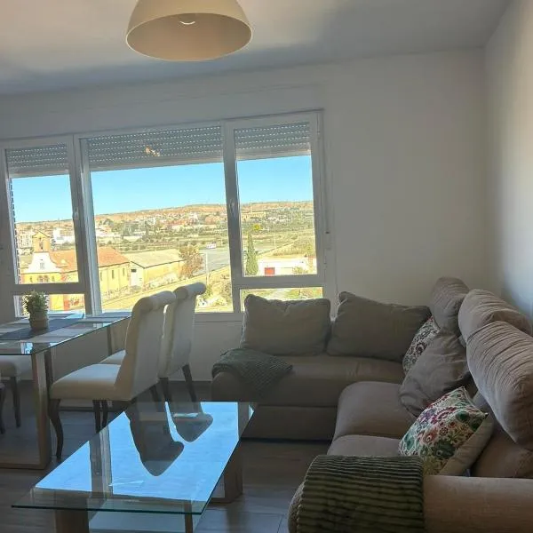 La Azucarera, hotel v destinaci Guadix