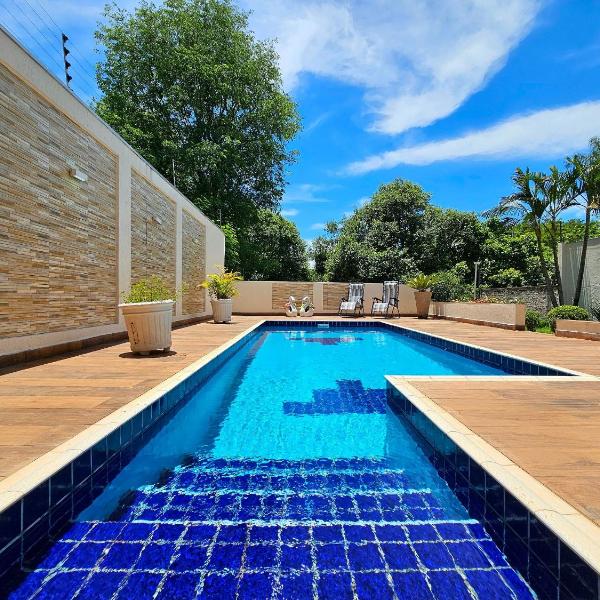 Casa bairro central 4 quartos com piscina