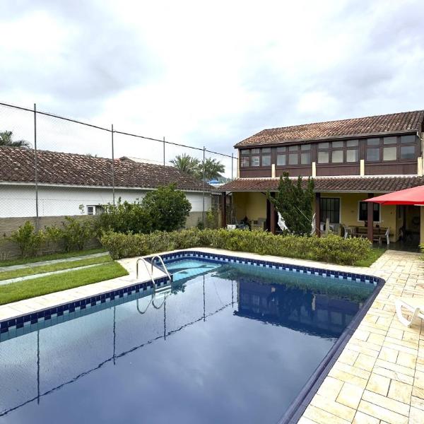 Casa c piscina a 700m da Praia de Caraguatatuba SP